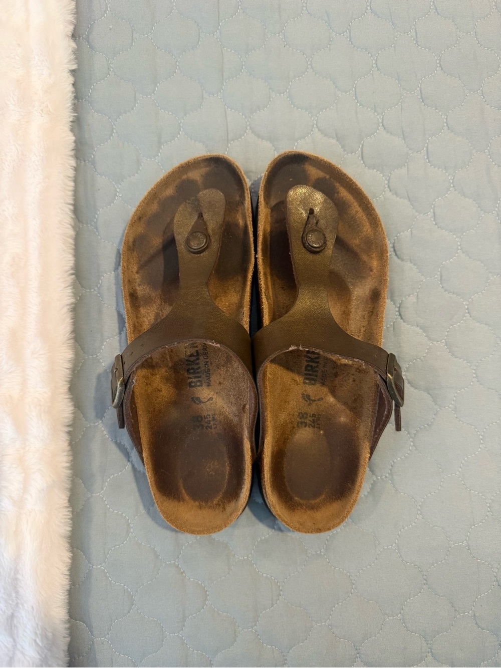 Birkenstock Brown Women’s Thong Sandals - Classic Comfort